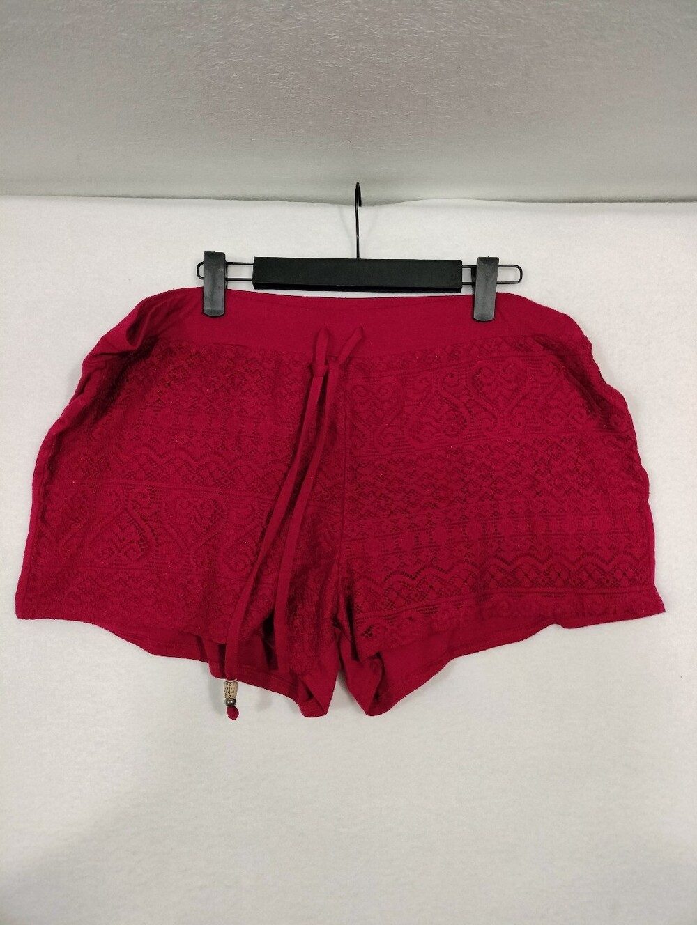 No Boundaries Red Lace-Pattern Drawstring Athletic Shorts